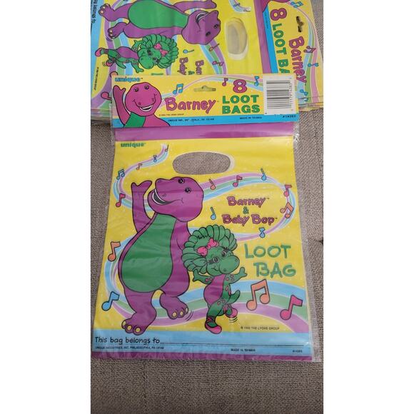 Vintage 1992 Barney & Baby Bop Loot Bags – 12 Sealed Packs (96 Total Bags) –... - Picture 3 of 4